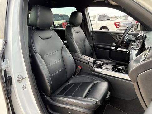 Used 2022 Mercedes-Benz GLB 35 AMG 4MATIC image 29