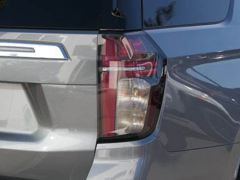 Used 2021 Chevrolet Tahoe LS RWD image 6
