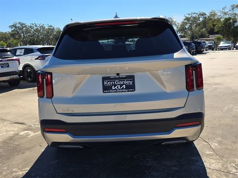 New 2026 Kia Sorento EX image 7
