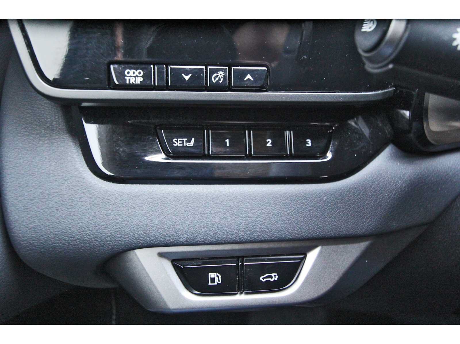 Used 2024 Lexus RX 350 Premium Plus w/ Convenience Package FWD image 19