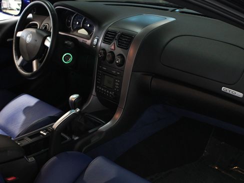 Used 2006 Pontiac GTO RWD image 29