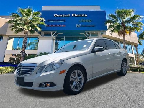 Used 2011 Mercedes-Benz E 350 4MATIC Sedan image 9