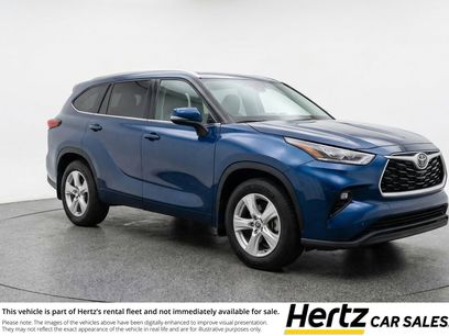 Used 2025 Toyota Highlander LE