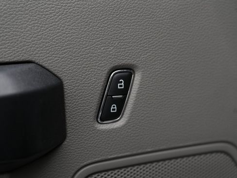 Used 2021 Ford F350 XL w/ Power Equipment Group image 24