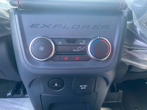 New 2026 Ford Explorer ST-Line w/ ST-Line Street Pack AWD/4WD image 22