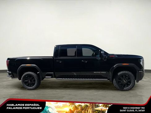New 2026 GMC Sierra 2500 AT4 w/ AT4 Premium Plus Package AWD/4WD image 7
