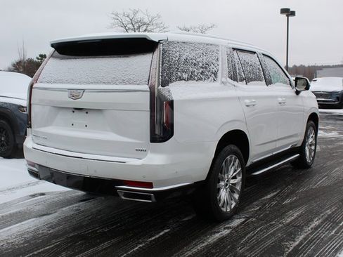 Used 2022 Cadillac Escalade Premium Luxury image 3