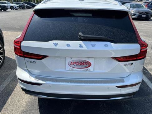 Used 2023 Volvo V60 B5 Cross Country Plus w/ Climate Package AWD/4WD image 6