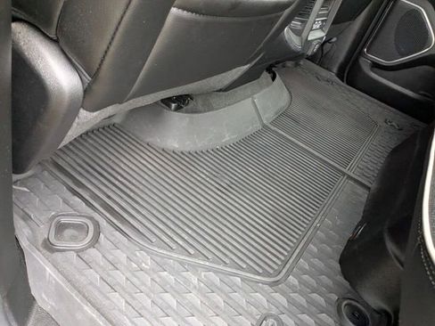 Used 2024 RAM 1500 Laramie RWD image 37