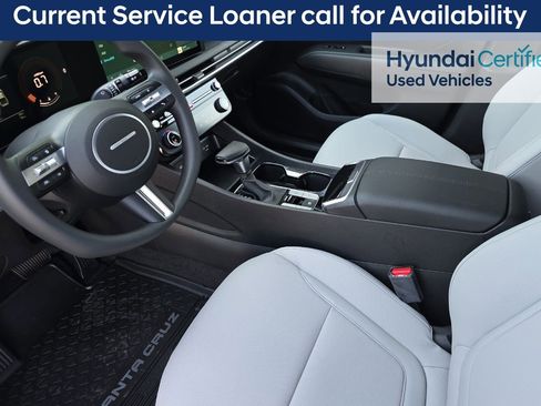 Used 2025 Hyundai Santa Cruz SEL image 9