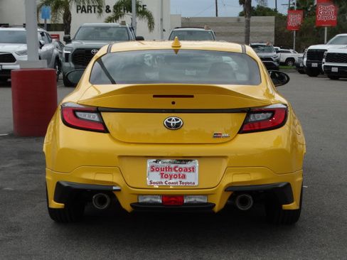 New 2026 Toyota GR86 YUZU Limited image 7