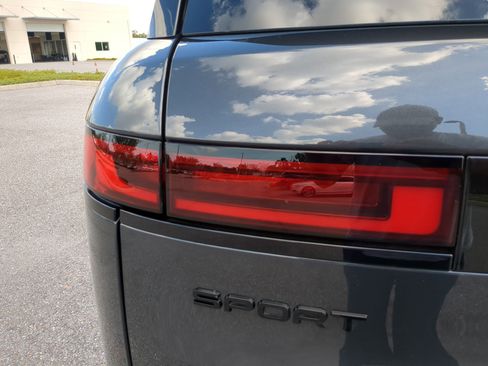 Used 2024 Land Rover Range Rover Sport Autobiography image 11