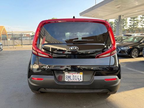 Used 2020 Kia Soul LX image 15