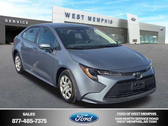 Used 2026 Toyota Corolla LE FWD image 1