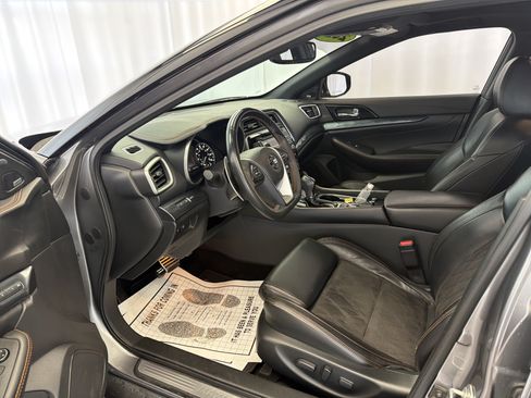 Used 2021 Nissan Maxima SR w/ Sport Mat Group FWD image 7