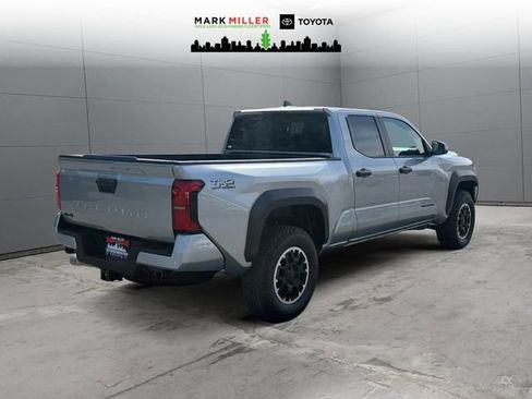 New 2026 Toyota Tacoma TRD Off-Road w/ TRD Off Road Upgrade Package AWD/4WD image 5
