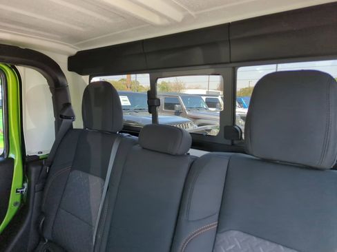 New 2026 Jeep Gladiator Mojave image 29