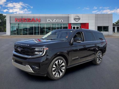 Used 2025 Ford Expedition Max Platinum w/ Driver's Package AWD/4WD image 1
