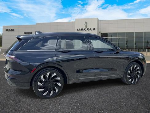 New 2026 Lincoln Nautilus Reserve AWD/4WD image 3