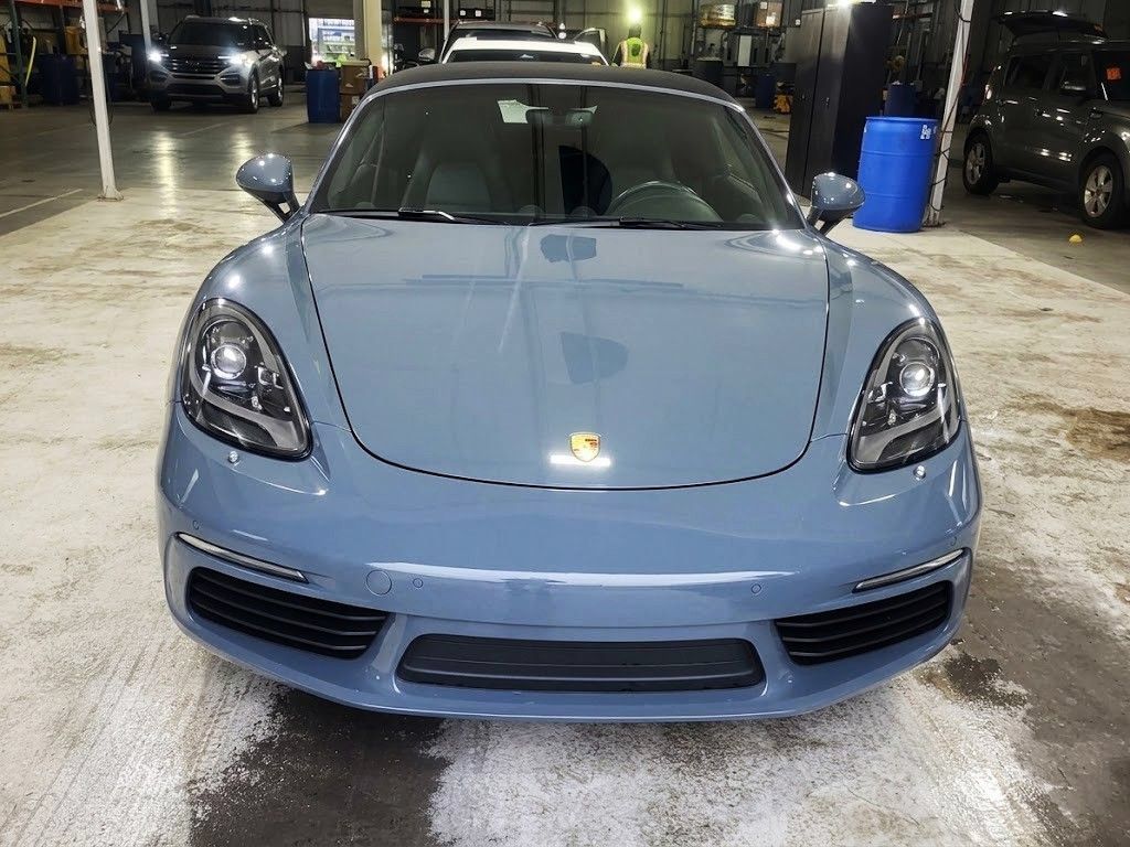 Used 2017 Porsche 718 Boxster S RWD image 2