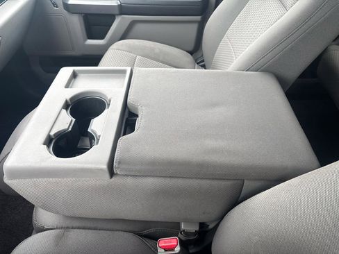 Used 2016 Ford F150 XLT image 25