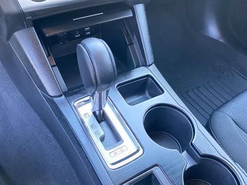 Used 2017 Subaru Legacy 2.5i Premium image 28