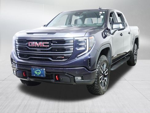 Certified 2022 GMC Sierra 1500 AT4 w/ AT4 Premium Package AWD/4WD image 3
