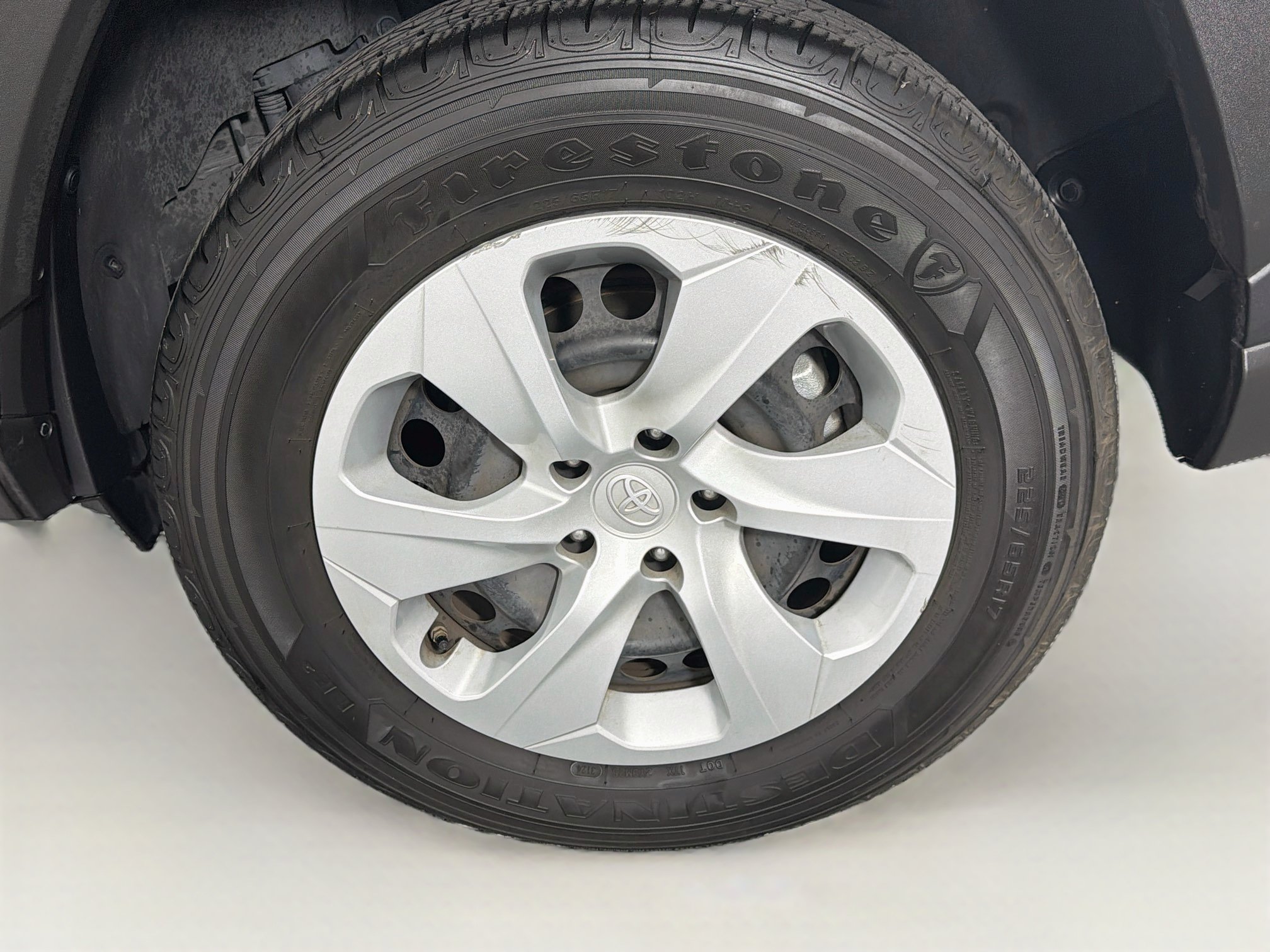 Used 2020 Toyota RAV4 LE w/ All Weather Liner Package AWD/4WD image 11