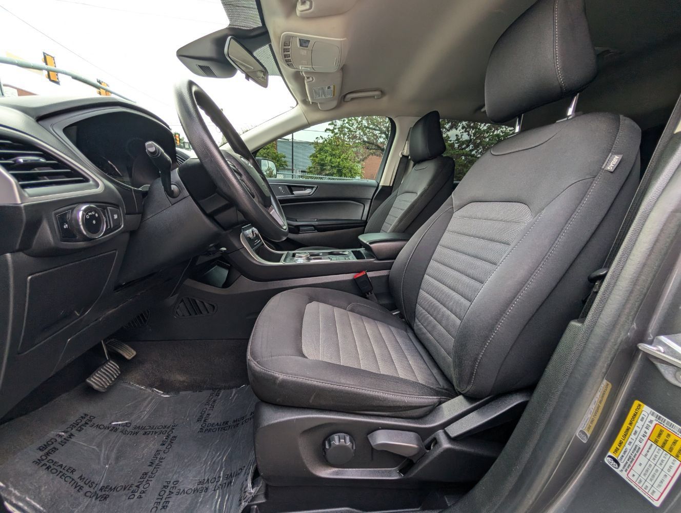 Used 2024 Ford Edge SE w/ Black Appearance Package AWD/4WD image 15