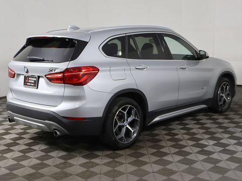 Used 2018 BMW X1 xDrive28i AWD/4WD image 10