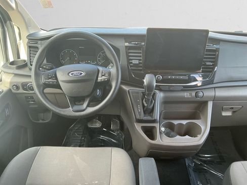 Used 2024 Ford Transit 350 XLT image 10