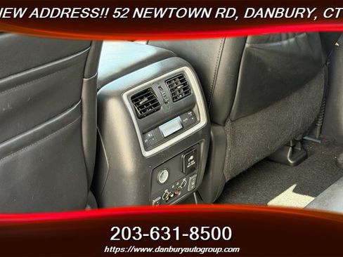 Used 2015 INFINITI QX60 Luxe w/ Deluxe Touring Package AWD/4WD image 29