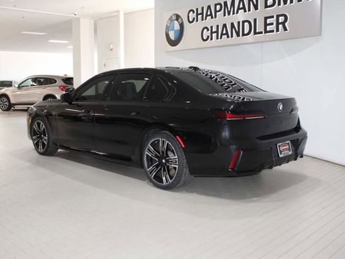 Certified 2023 BMW 740i w/ Luxury Rear Seating Package RWD image 5