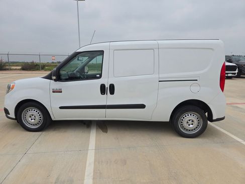 Used 2022 RAM ProMaster City Tradesman FWD image 6