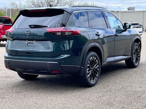 New 2026 Nissan Rogue SV AWD/4WD image 37