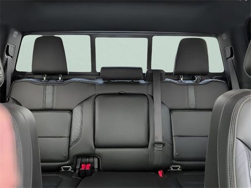 Used 2019 Chevrolet Silverado 1500 High Country w/ Technology Package image 26