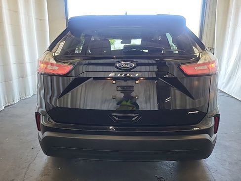 Used 2024 Ford Edge SE AWD/4WD image 6