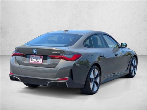 Used 2023 BMW i4 eDrive35 RWD image 5