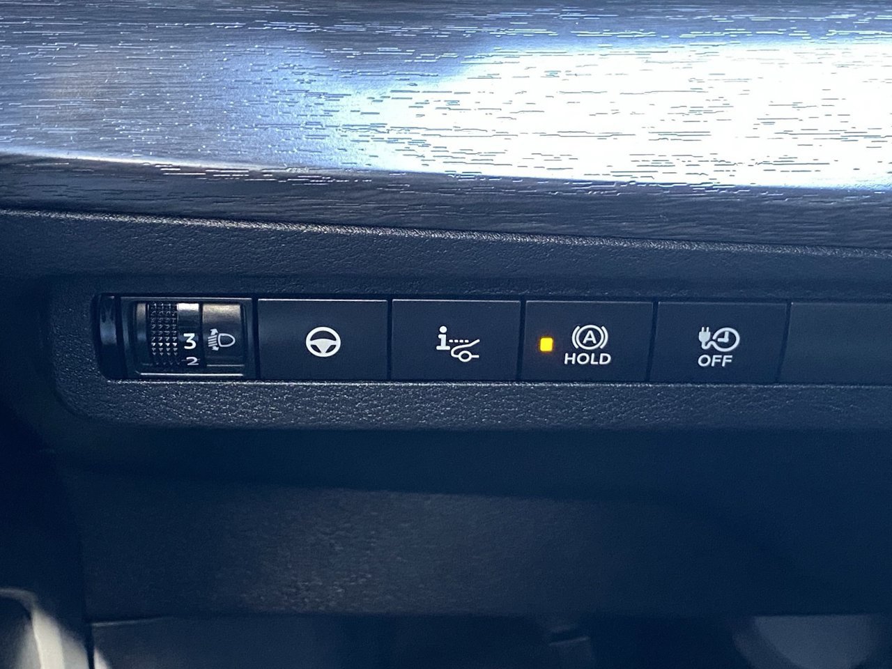 Certified 2023 Nissan Ariya FWD image 31