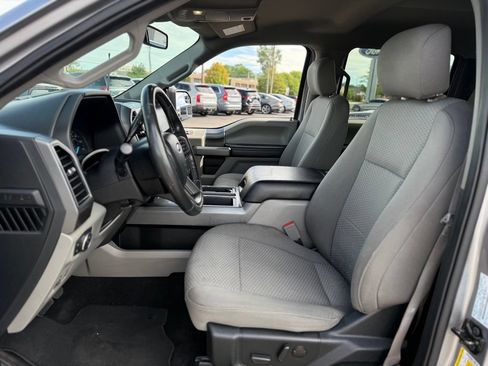Used 2020 Ford F150 XLT w/ Equipment Group 302A Luxury AWD/4WD image 12