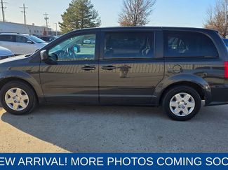 Used 2011 Dodge Grand Caravan Express video 2