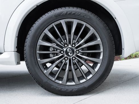 Certified 2023 INFINITI QX80 Sensory w/ Cargo Package AWD/4WD image 14