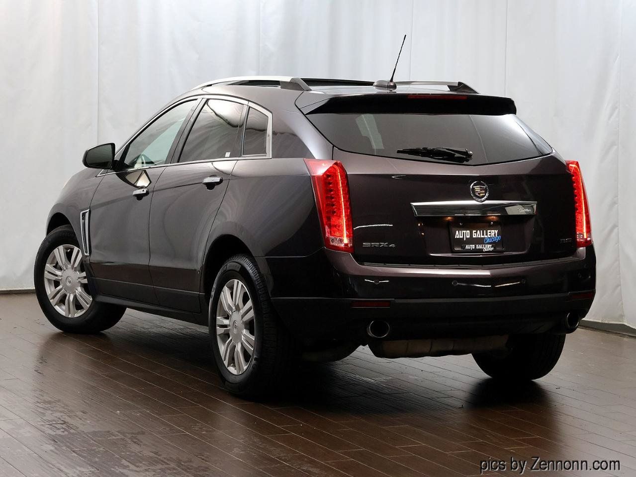Used 2015 Cadillac SRX Luxury w/ Driver Awareness Package AWD/4WD image 9