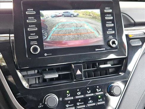 Used 2021 Toyota Camry LE image 11