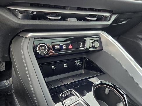 New 2025 Audi Q5 Premium Plus image 23