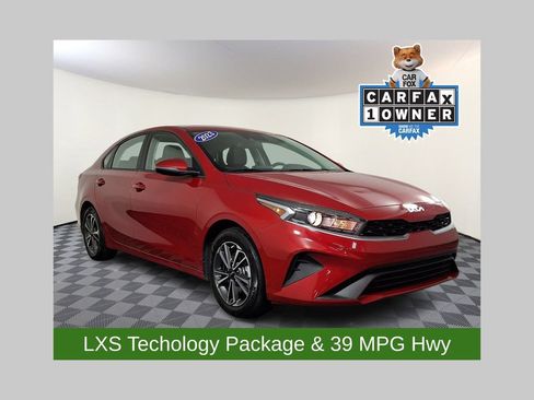 Used 2023 Kia Forte LXS w/ LXS Technology Package FWD image 1