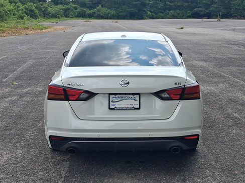 Used 2022 Nissan Altima 2.5 SR FWD image 4