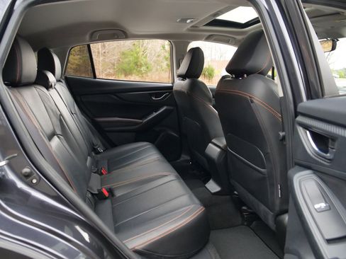 Used 2019 Subaru Crosstrek 2.0i Limited w/ Moonroof Package w/Navigation image 32