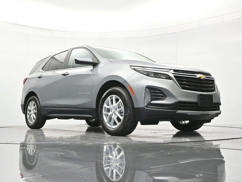 Certified 2023 Chevrolet Equinox LT FWD image 37