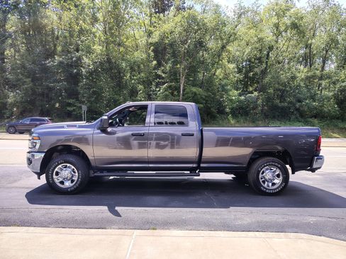 New 2026 RAM 2500 Tradesman image 7